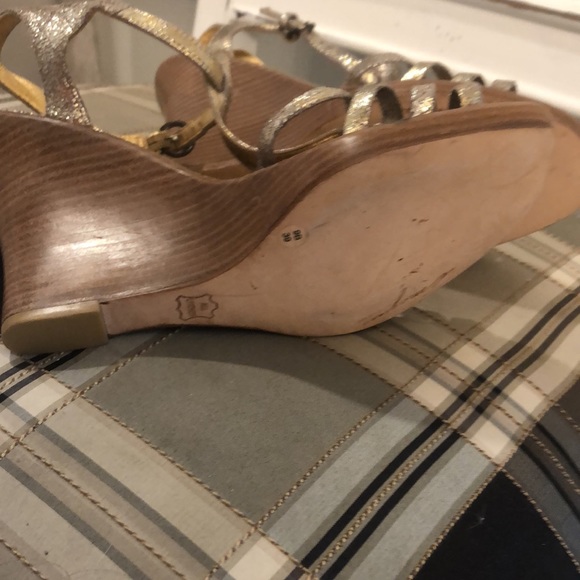 Imagine by Vince comuto wedge brand new never worn - Picture 2 of 2